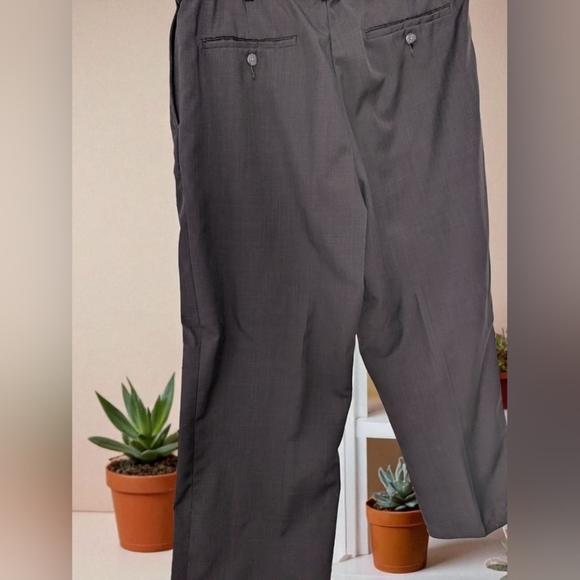 Croft & Barrow Men's Charcoal Dress Pants Size 34x30 (EUC) - Picture 7 of 13